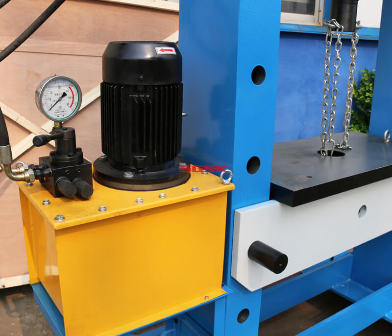 vertical hydraulic press