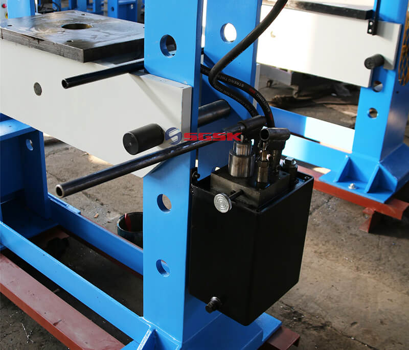 hand hydraulic press