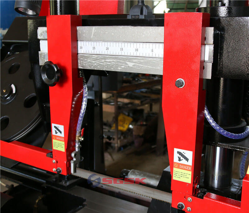 band saw machine