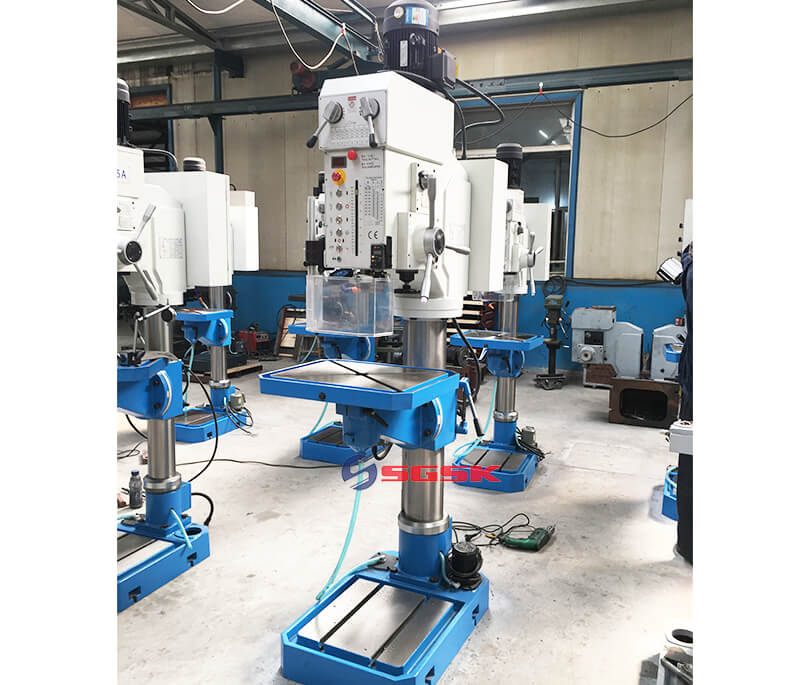 vertical drilling machine