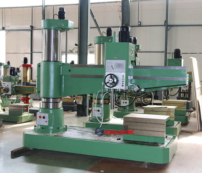 hydraulic radial drilling machine