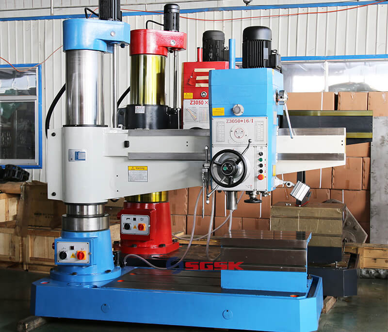 radial drilling machine