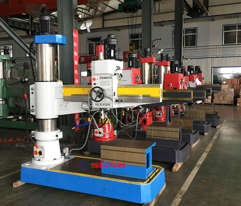 radial drilling machine