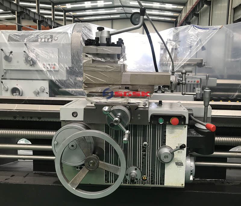 heavy duty lathe machine 