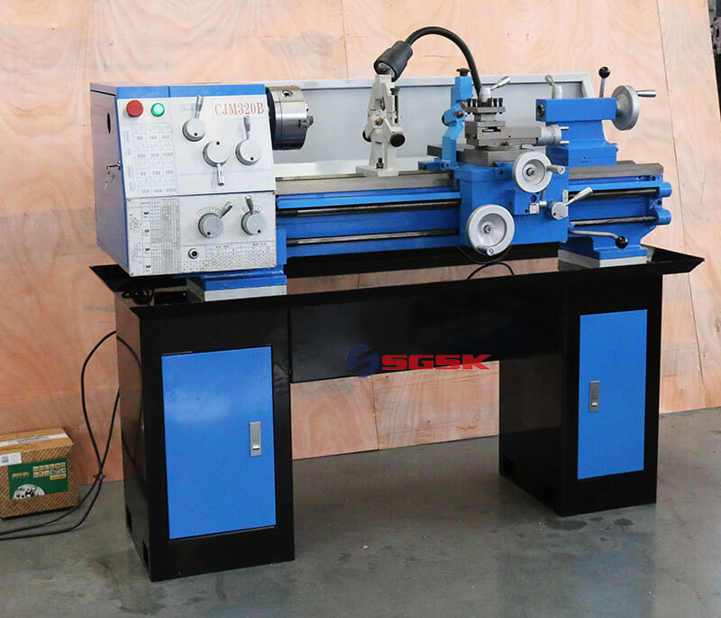 lathe machine