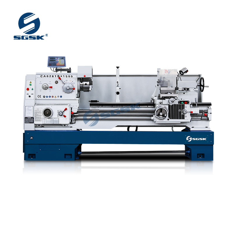 What is the optimal working environment for an economical lathe?