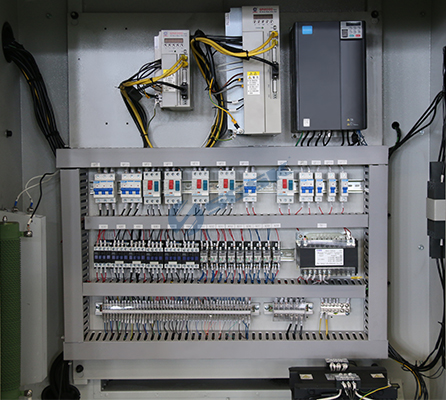 CK6180F Heavy Duty CNC Lathe Machine Professional Exporter