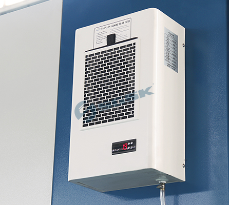 VTC700 CNC Vertical Lathe Machine greatly simplifying the lifting