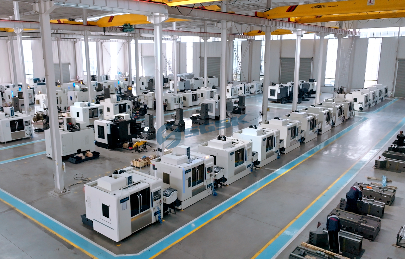 Do you know why the tool magazine in a vertical machining center might get stuck?